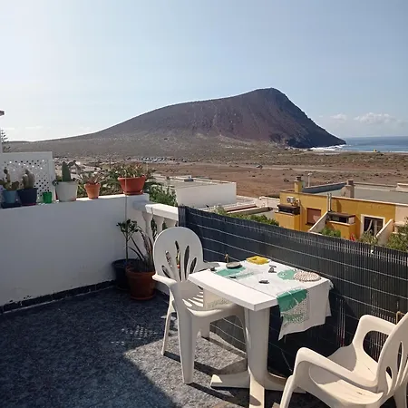 Couette-café La Tejita Beach B&B